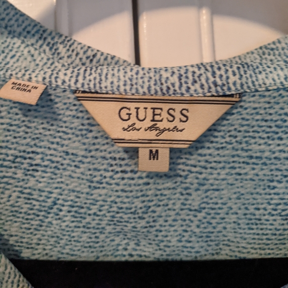 Blue Guess button down shirt - Picture 4 of 4